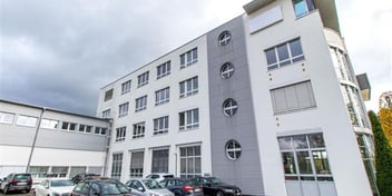 Case Study: Sale Leaseback of Auto Manufacturing Facility in Germany