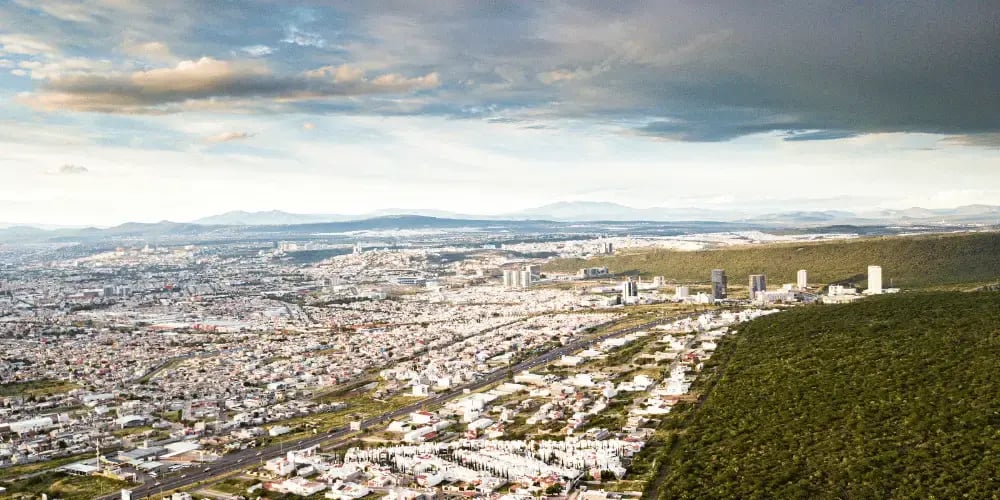  Querétaro, Mexico skyline 